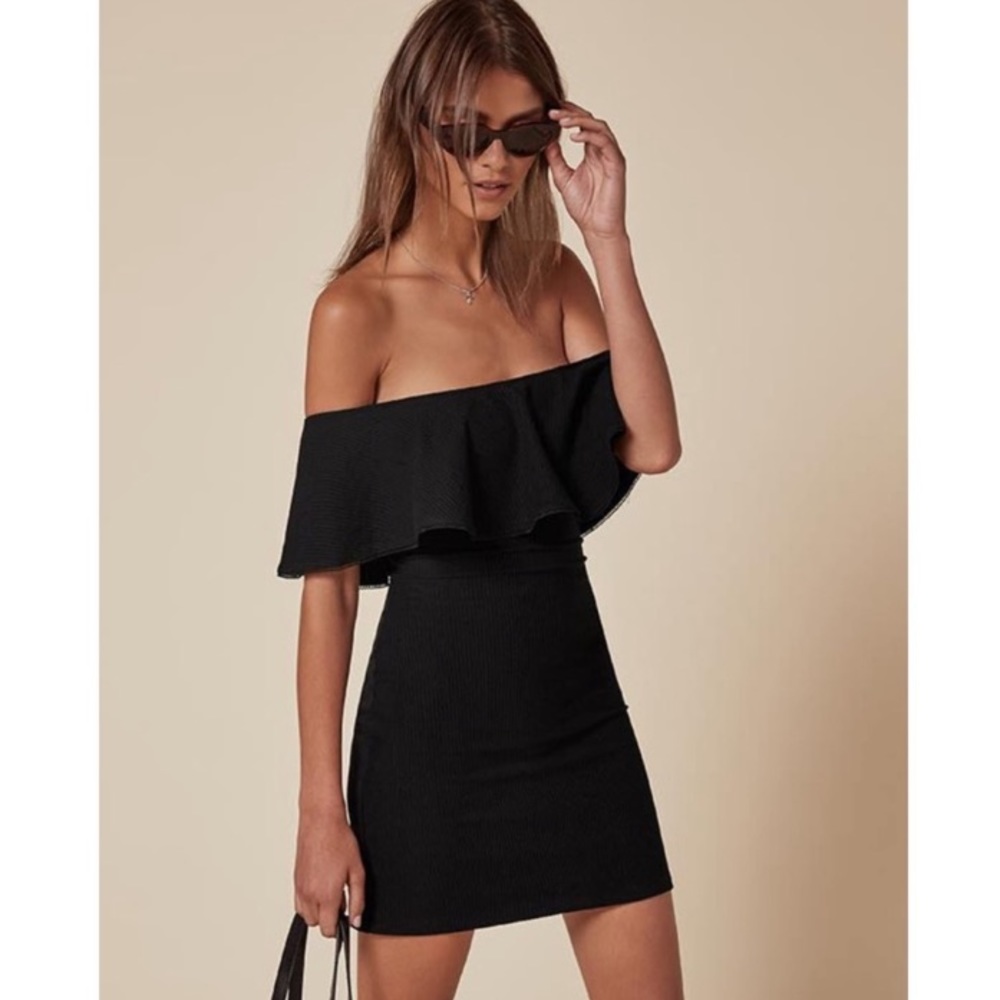 Reformation Banana Off Shoulder Dress Black